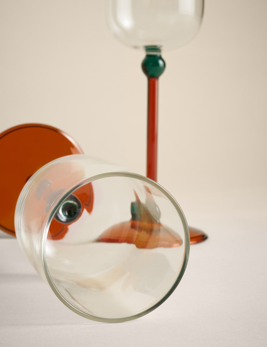 Set of 2 Bobble Contrast Wine Glasses 2 of 7