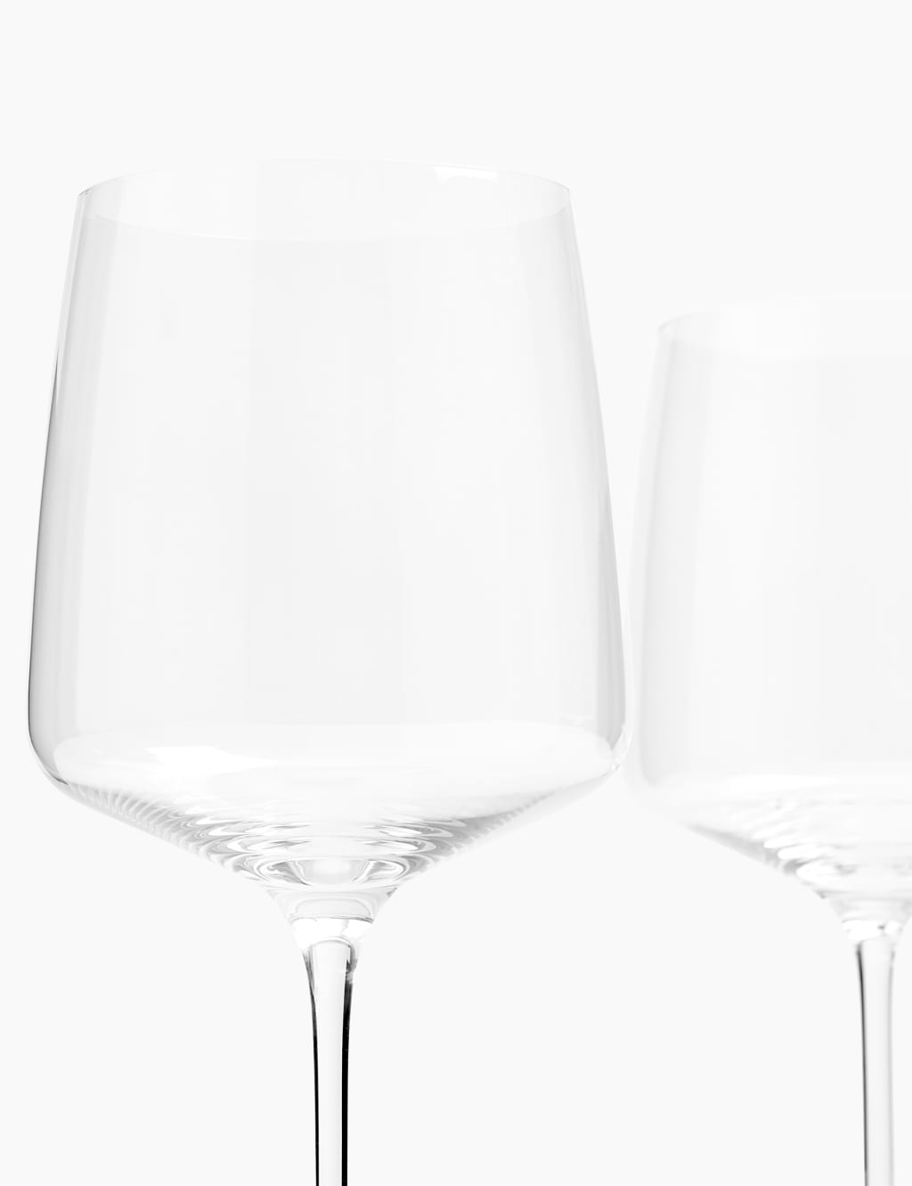 Set of 4 Manhattan Red Wine Glasses 3 of 4