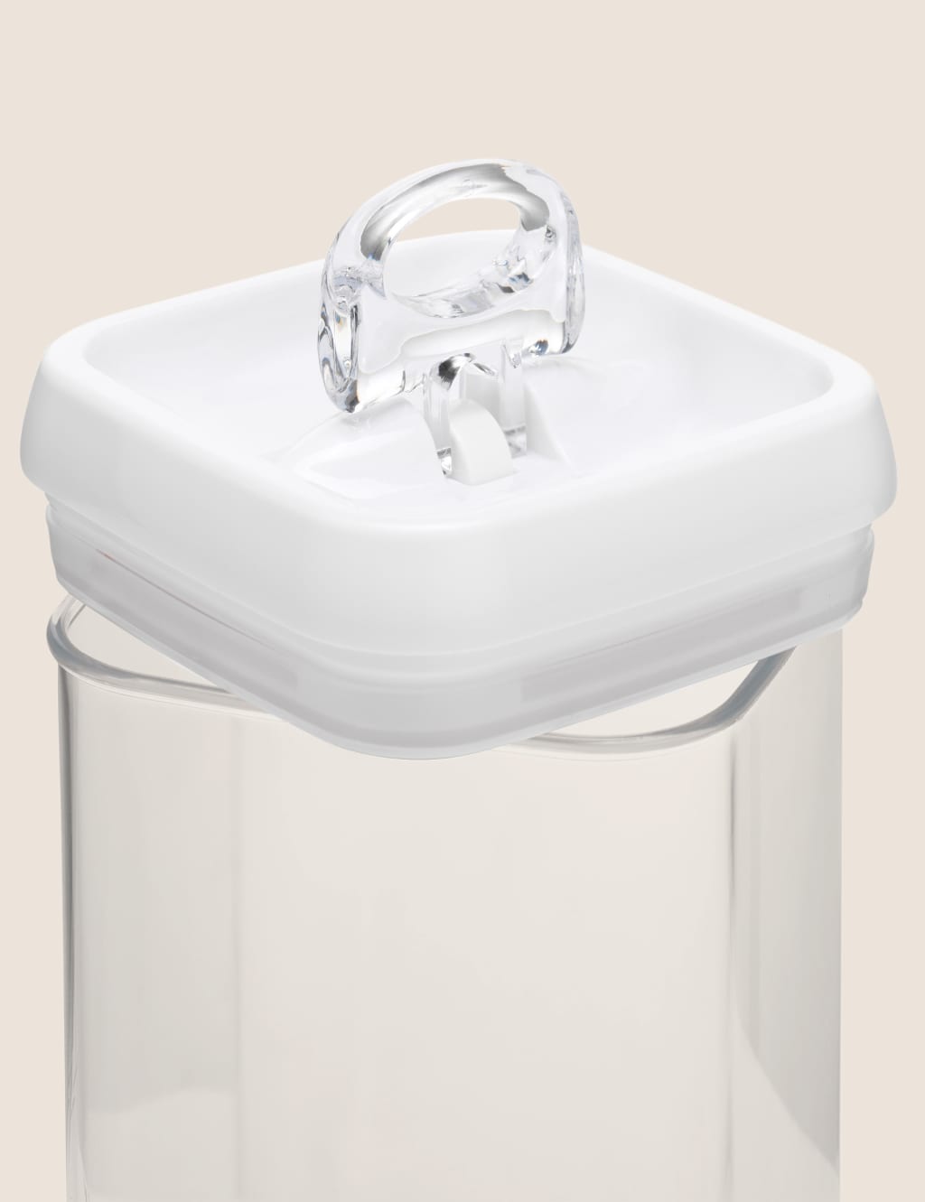 2.4L Rectangular Flip-Tight Food Storage 3 of 4