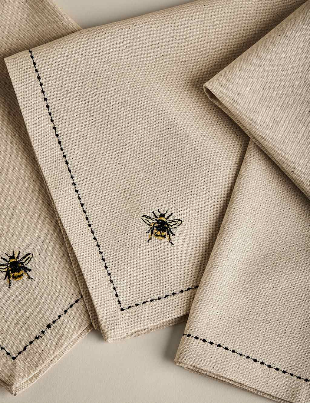 Set of 4 Embroidered Bee Cotton Napkins 3 of 6