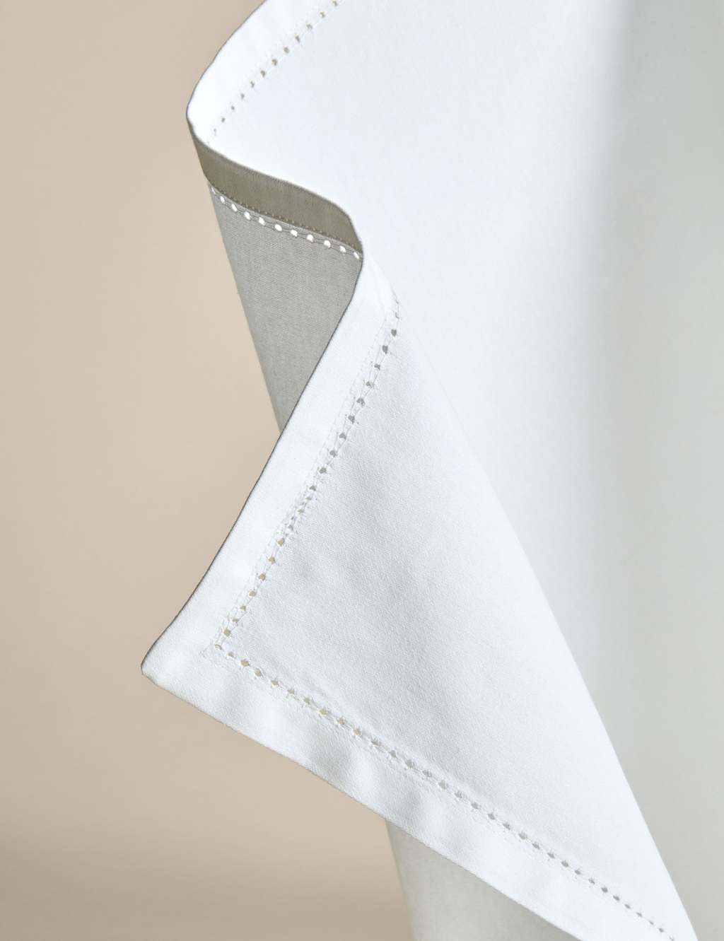 Set of 4 Cotton Sateen Napkins 3 of 3