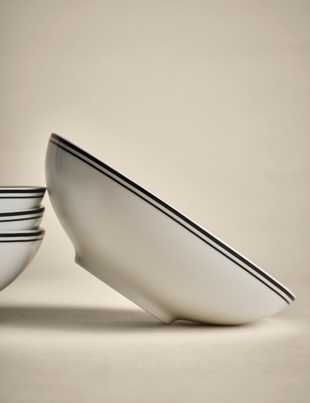 Set of 4 Maxim Cereal Bowls 2 of 5