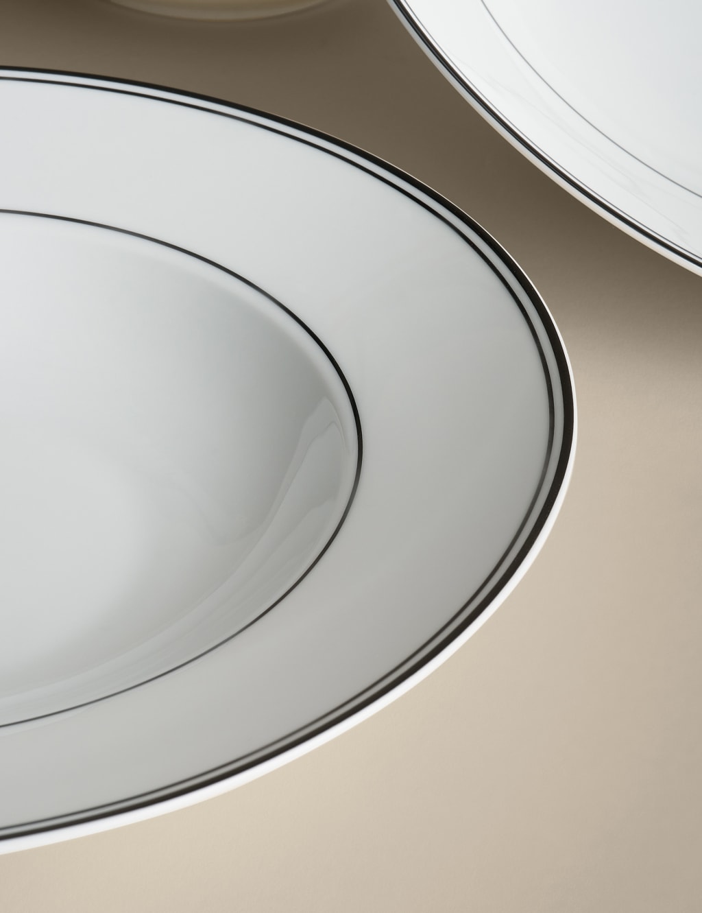 Set of 4 Maxim Rim Pasta Bowls 4 of 5