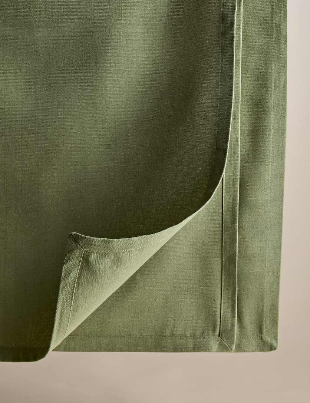 Pure Cotton Tablecloth 3 of 4