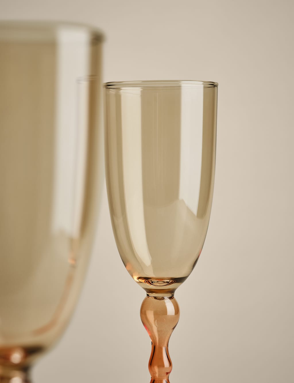 Set of 2 Deco Champagne Flutes 3 of 6