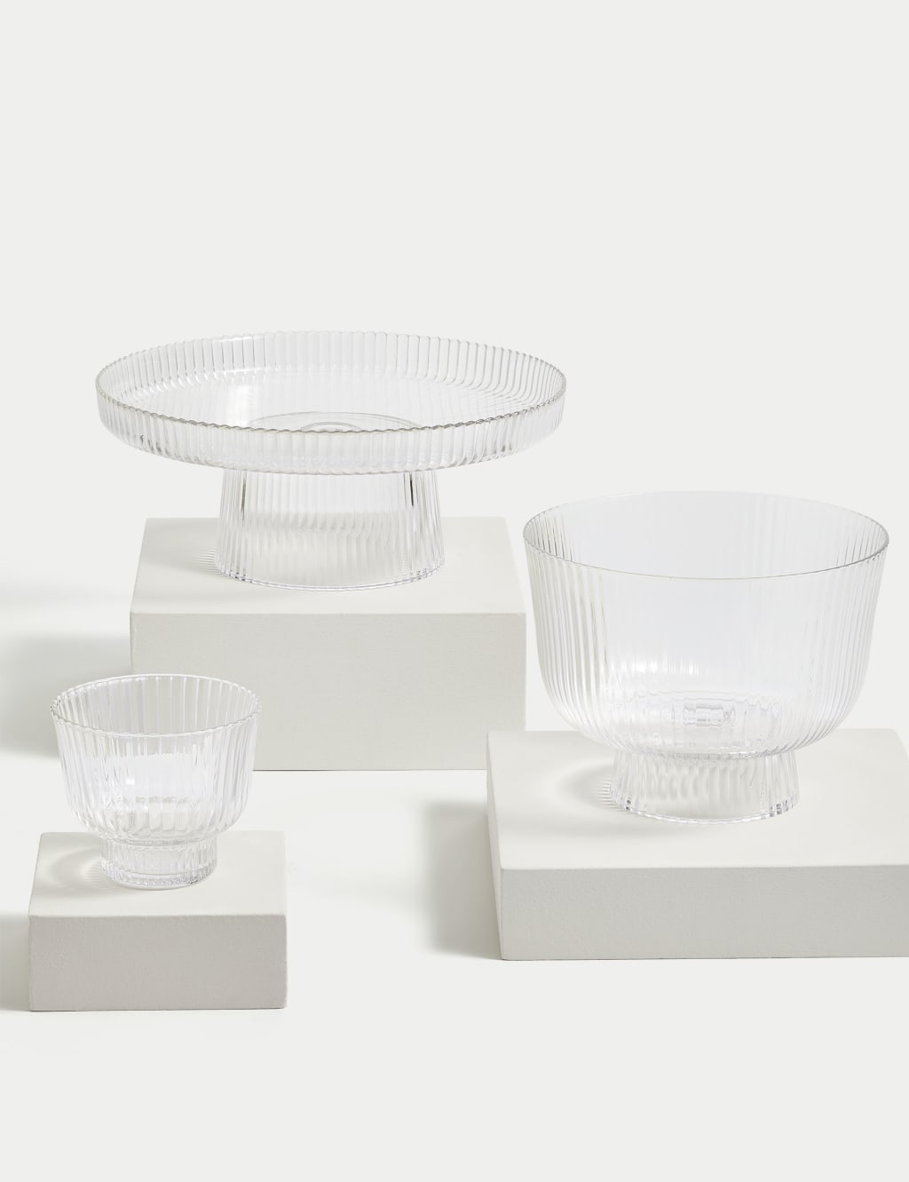 Ribbed Trifle Bowl 4 of 4