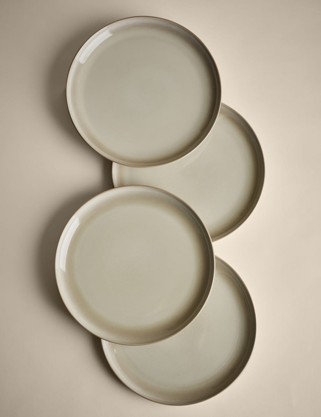 Set of 4 Amberley Dinner Plates 6 of 6