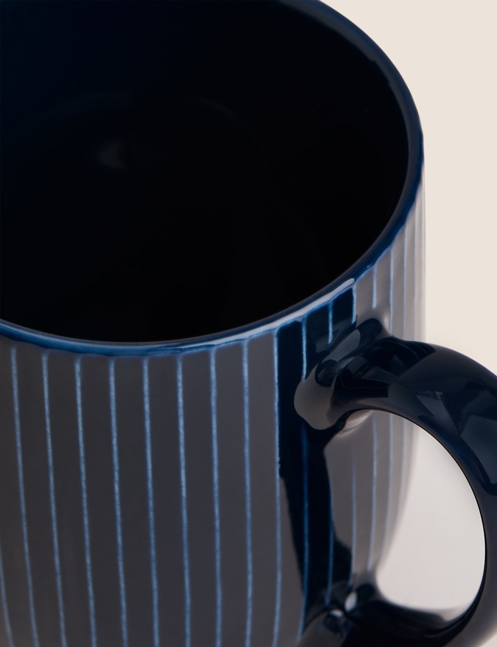 Set of 4 Ribbed Glazed Mugs 3 of 4
