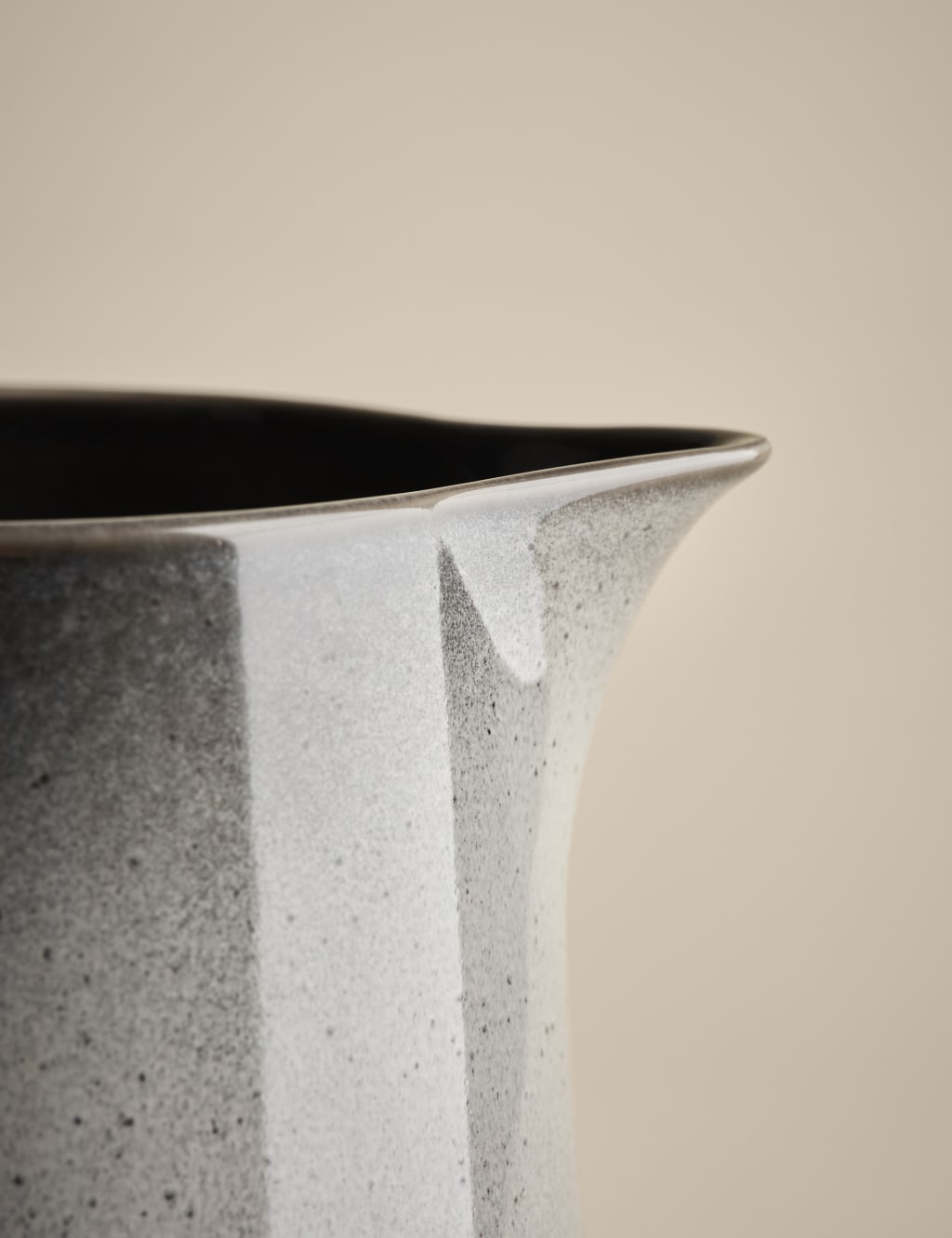 Amberley Jug 3 of 5