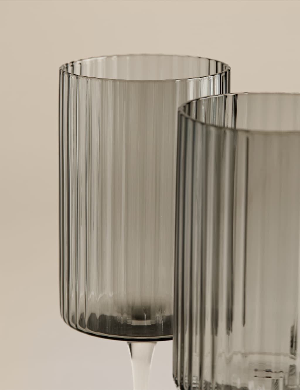 Set of 4 Handmade Celine Wine Glasses 3 of 6