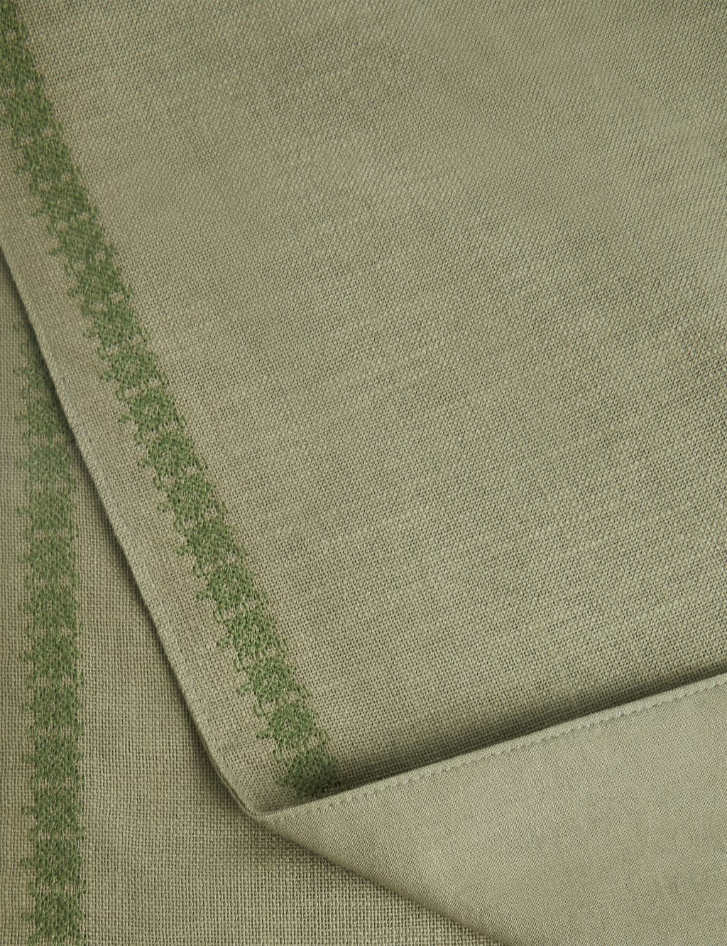Pure Cotton Embroidered Table Runner 3 of 3