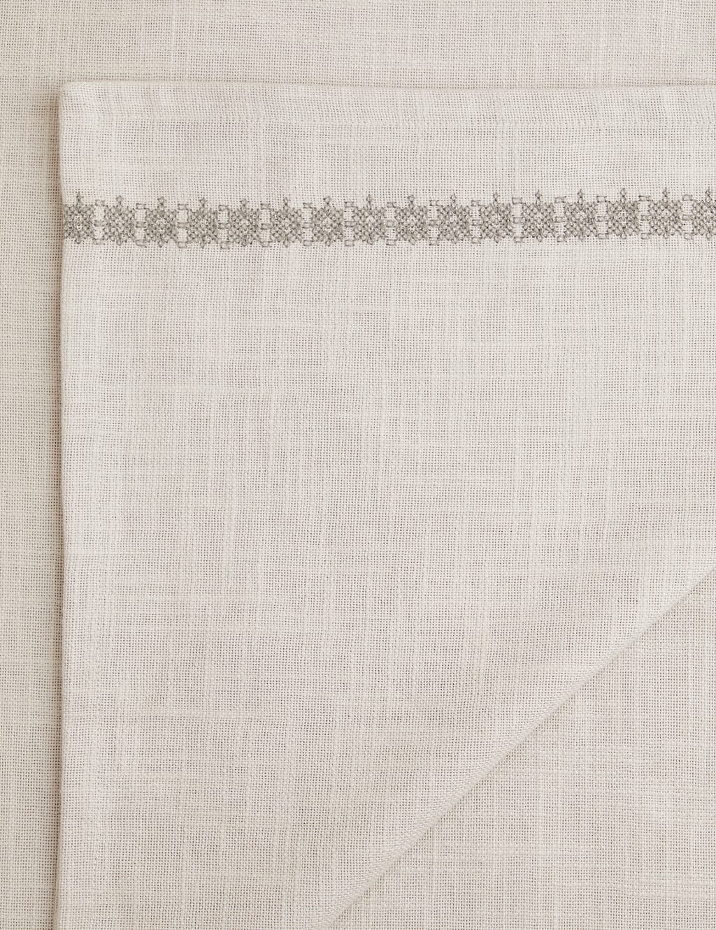 Pure Cotton Embroidered Tablecloth 3 of 4