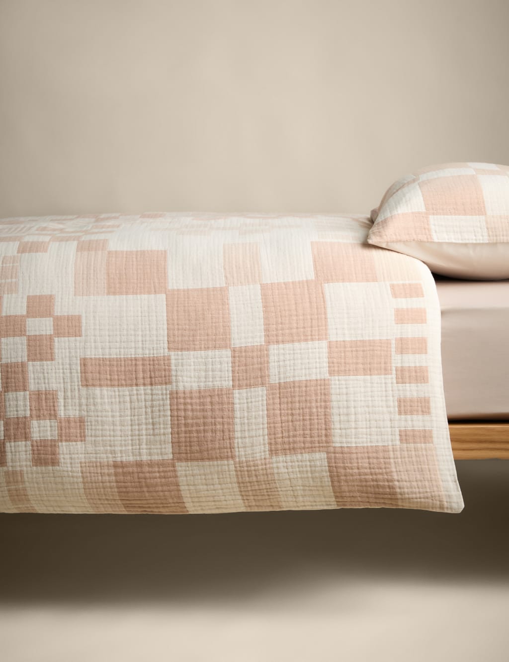 Pure Cotton Geometric Jacquard Bedding Set 4 of 8