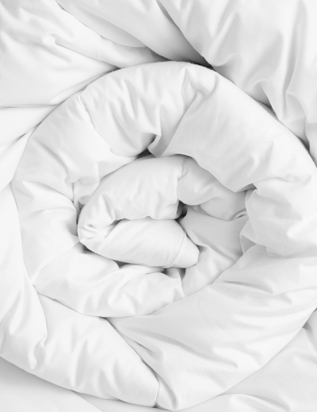 Feels Like Down 4.5 Tog Duvet 2 of 3
