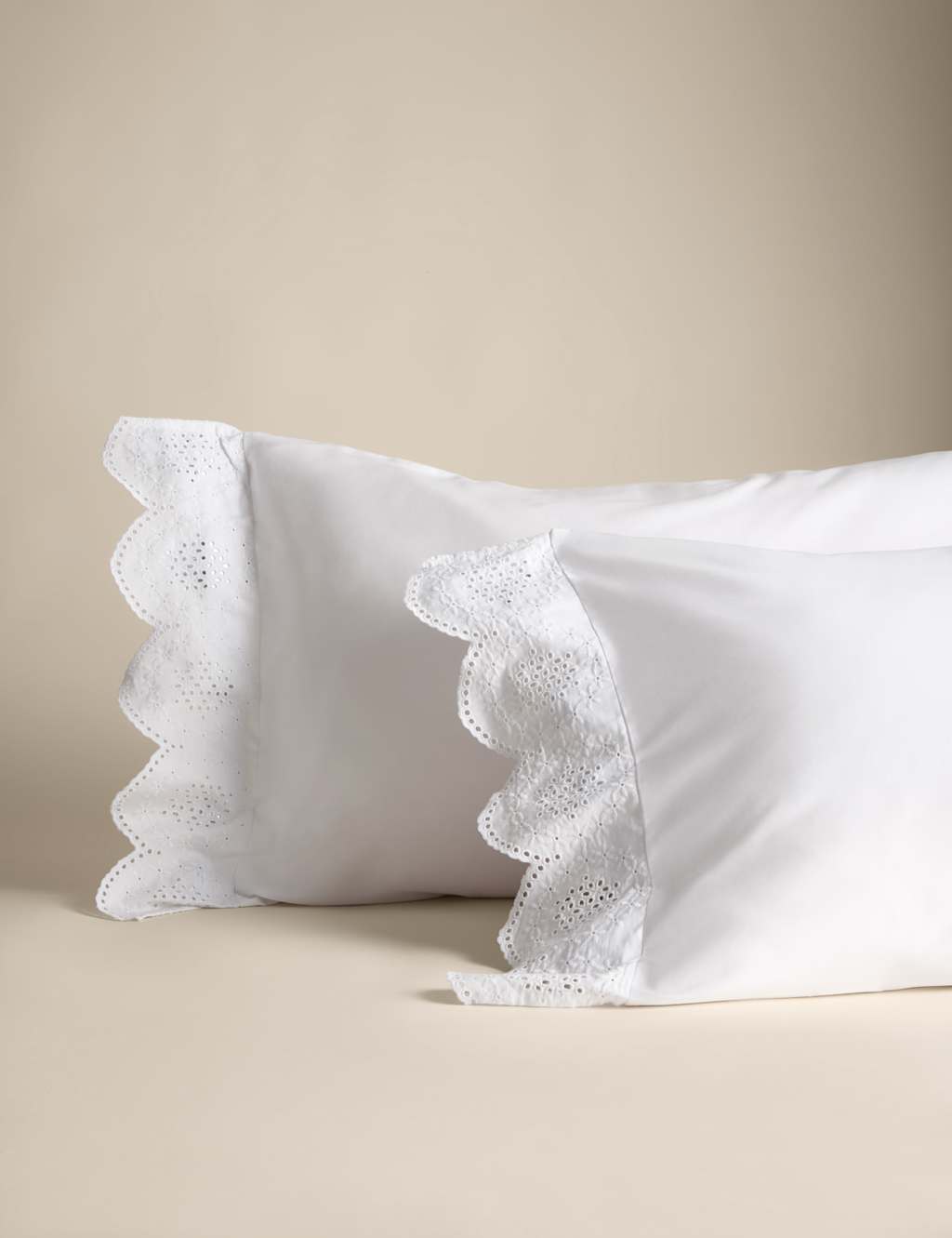 Pure Cotton Broderie Anglaise Bedding Set 3 of 7