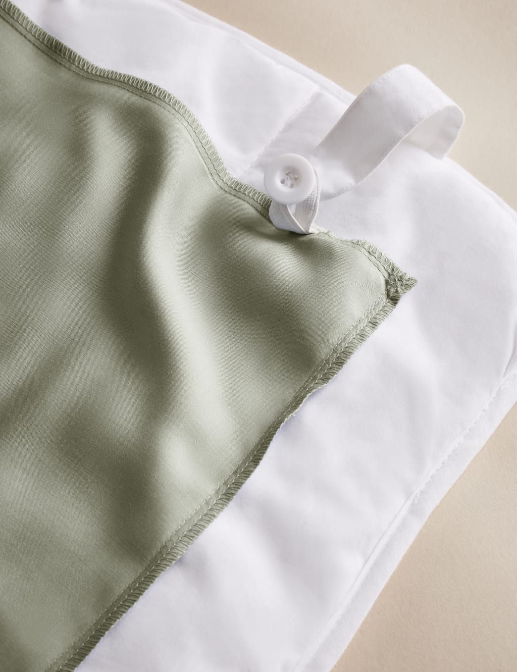 The Ultimate Soft & Silky Bedding Set 5 of 6