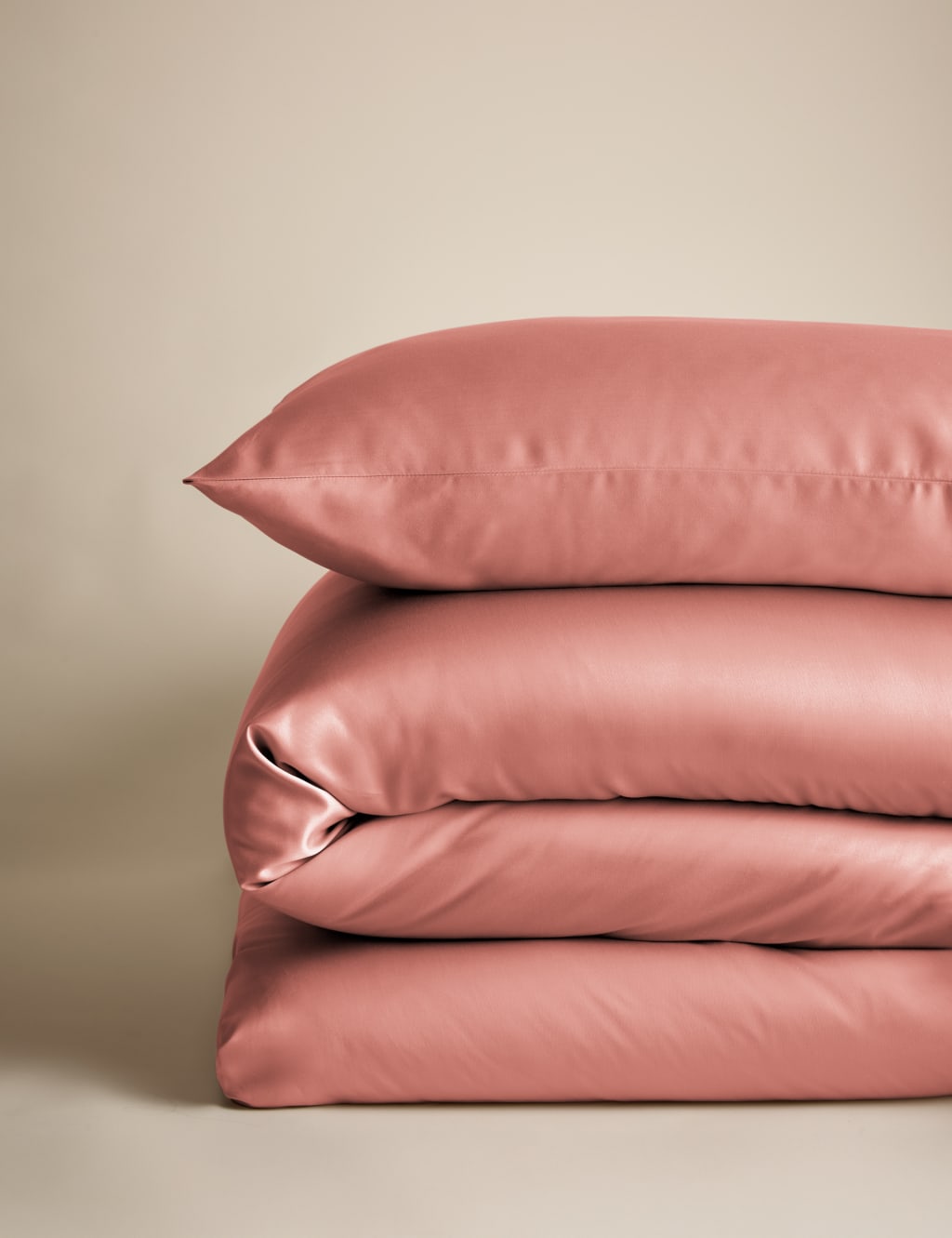 The Ultimate Soft & Silky Bedding Set 2 of 6