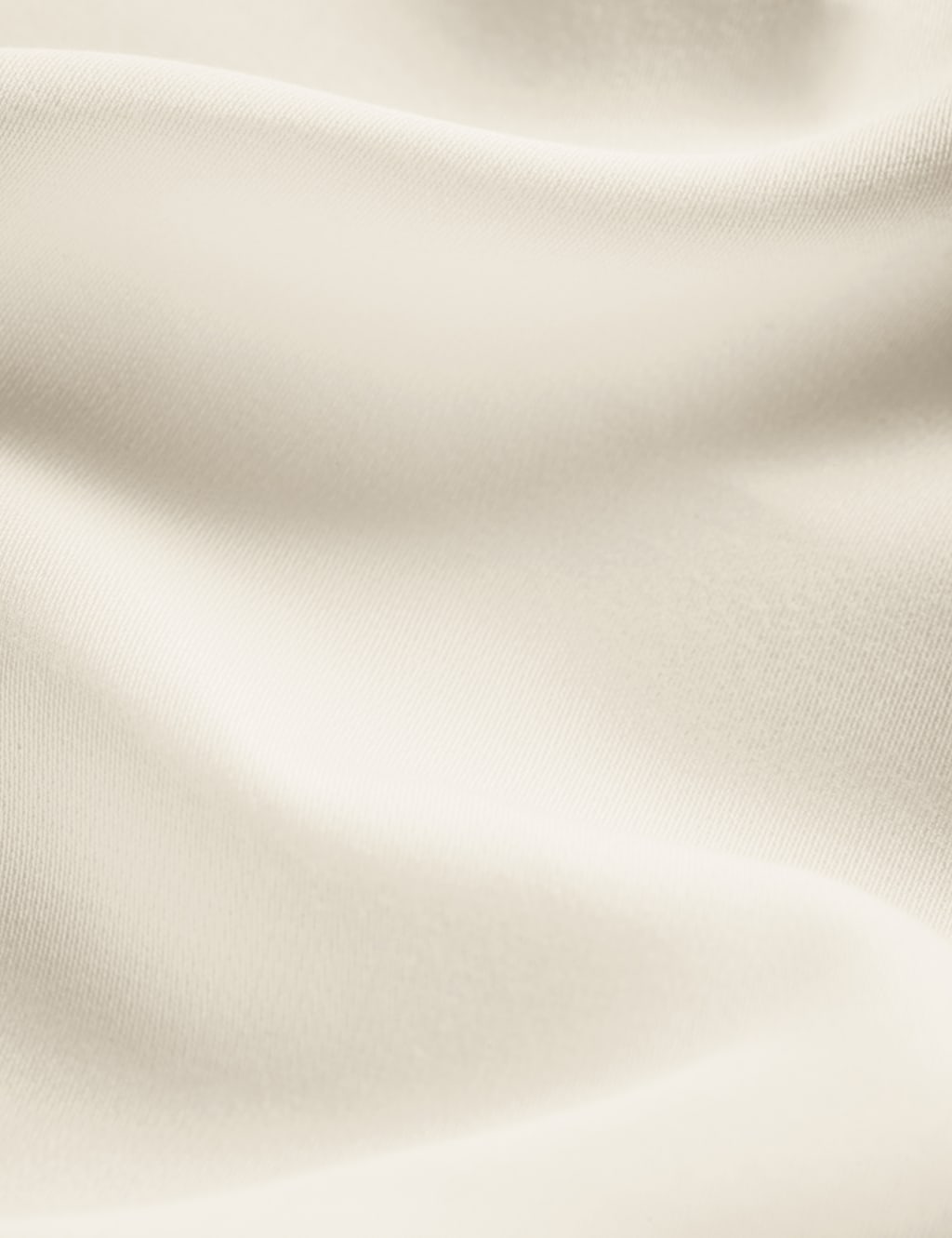The Ultimate Soft & Silky Flat Sheet 2 of 2