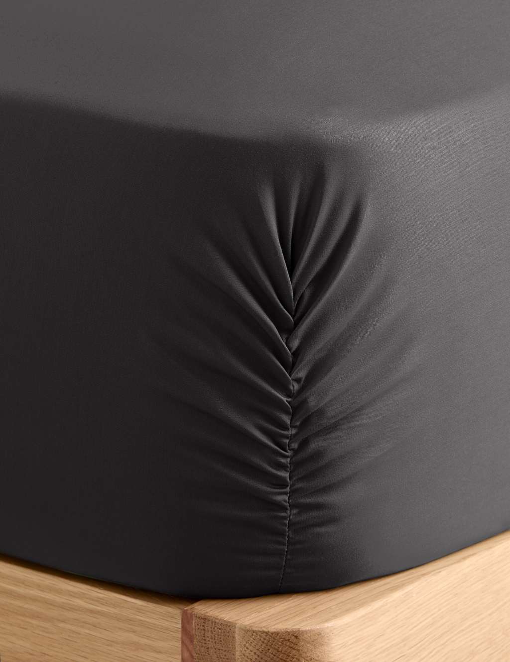 The Ultimate Soft & Silky Multi-Depth Fitted Sheet 2 of 3