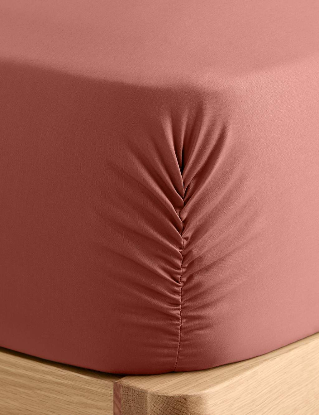 The Ultimate Soft & Silky Multi-Depth Fitted Sheet 2 of 3