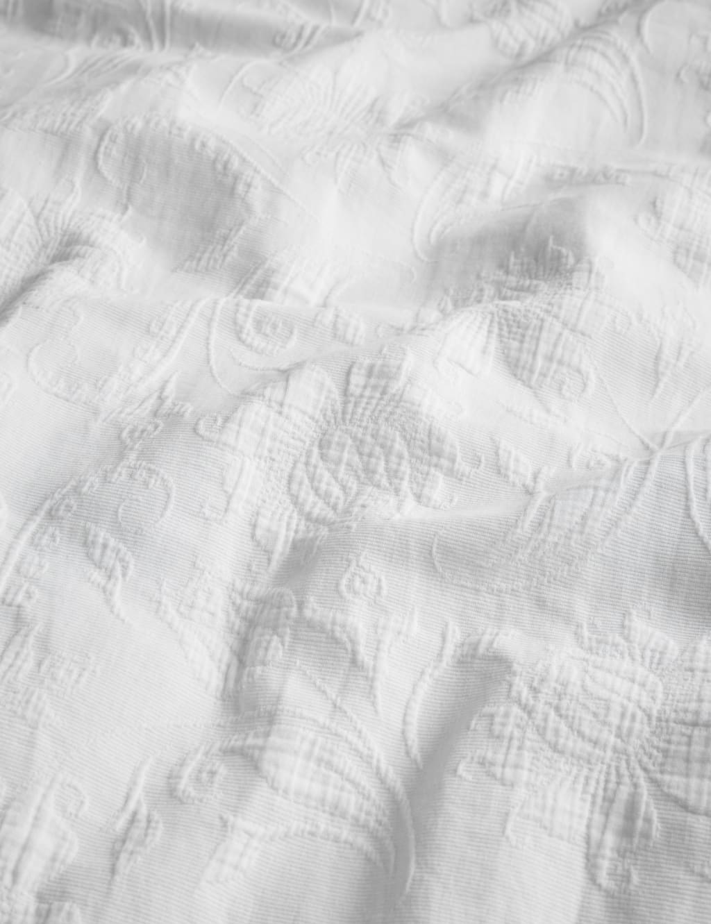 Pure Cotton Spring Floral Bedding Set 4 of 6