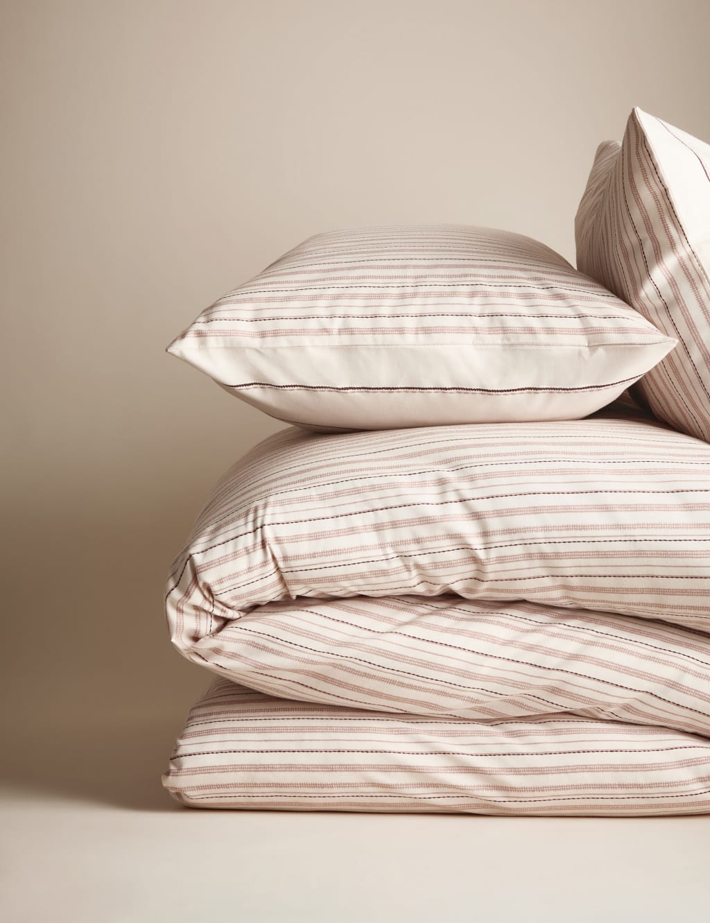 Cotton Blend Exquisite Earth Bedding Set 2 of 6