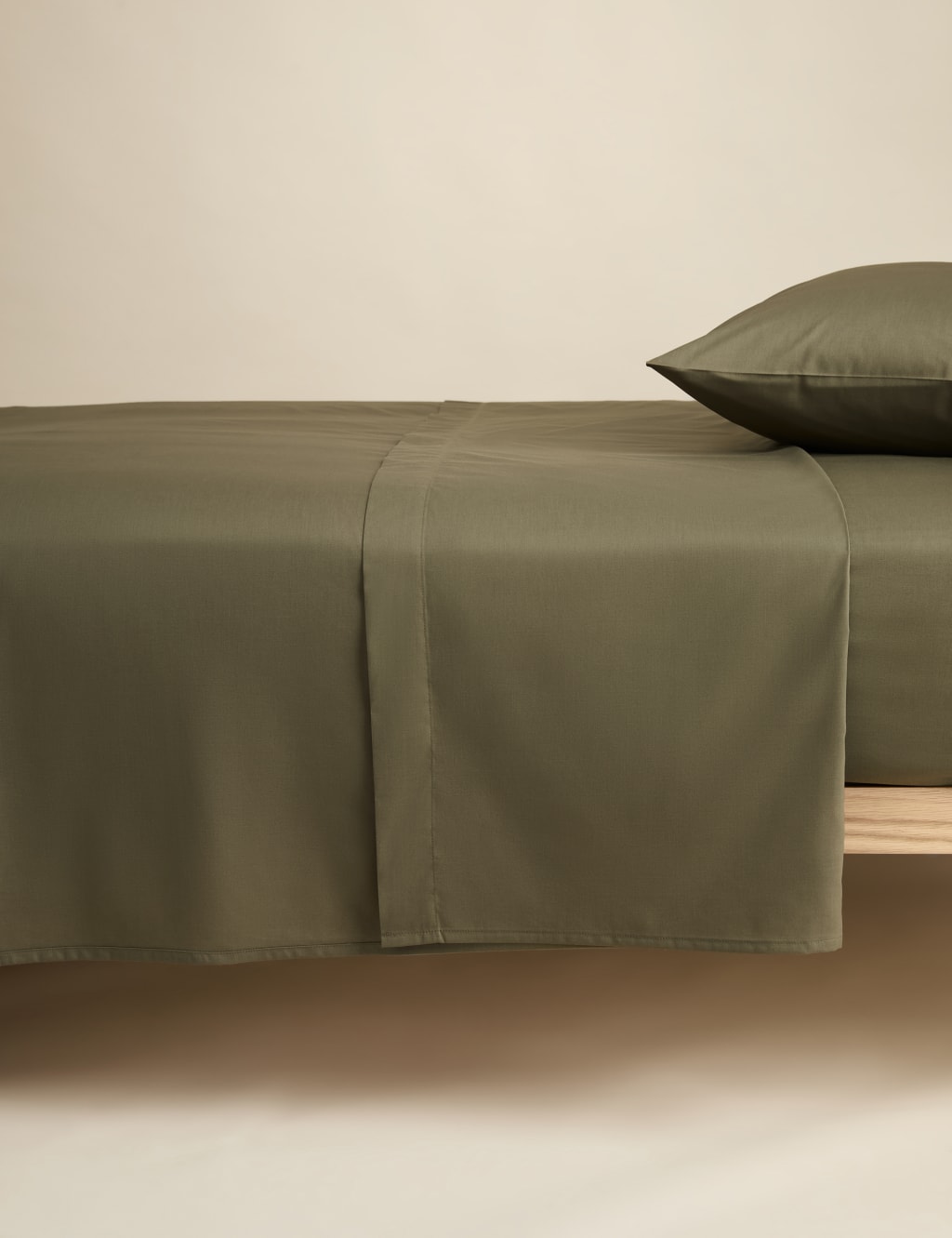 Cotton Rich Flat Sheet 1 of 2