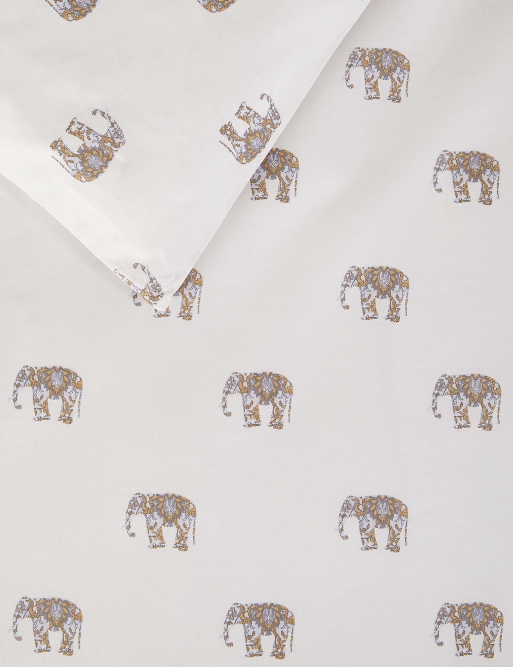 Elephant Print Bedding Set 4 of 5