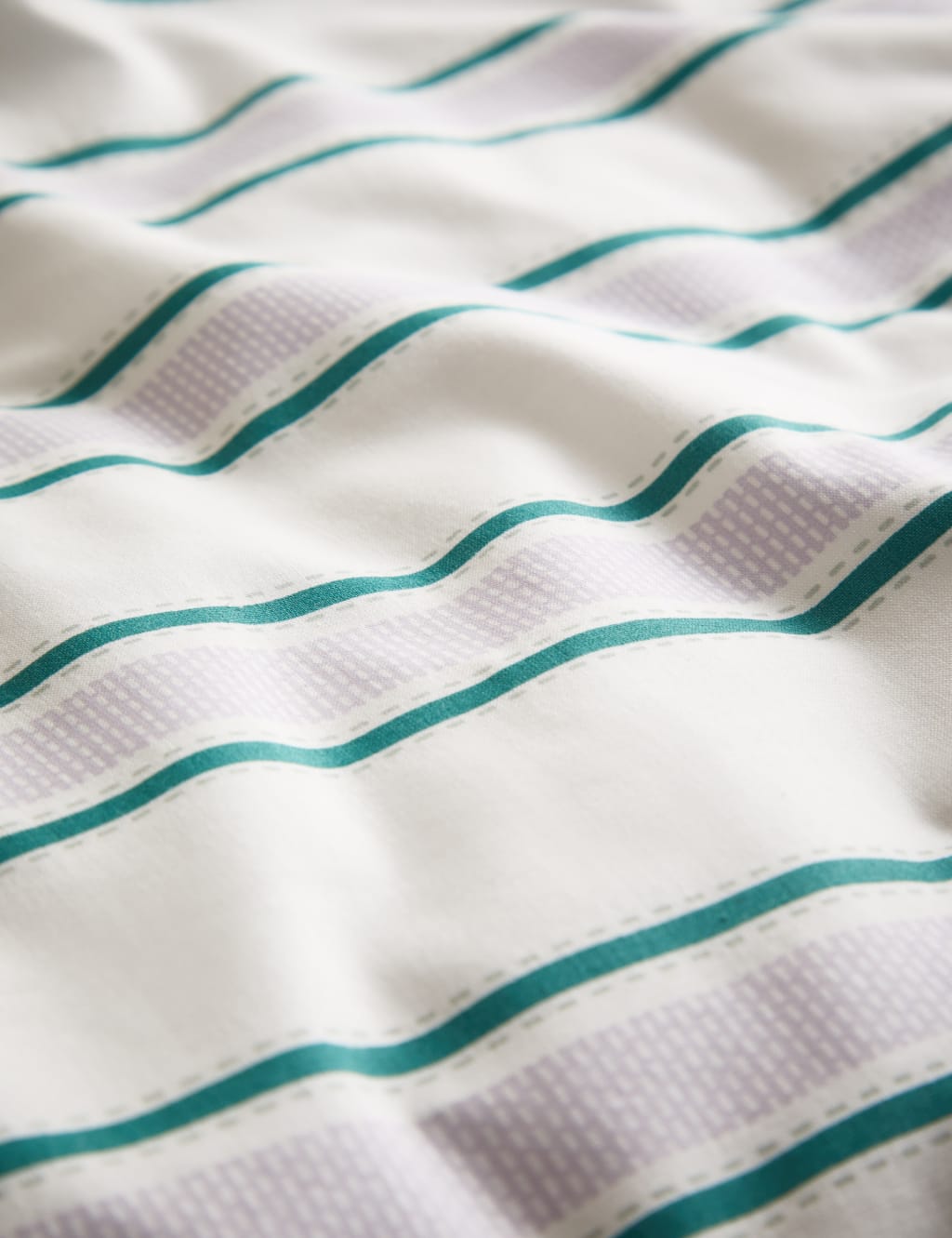 Cotton Rich Striped Bedding Set 4 of 6