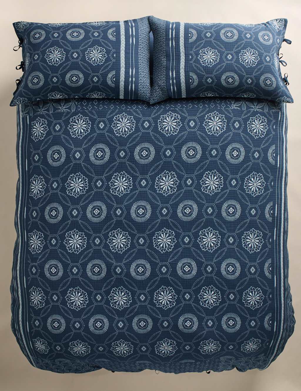 Pure Cotton Kouya Jacquard Bedding Set 4 of 7