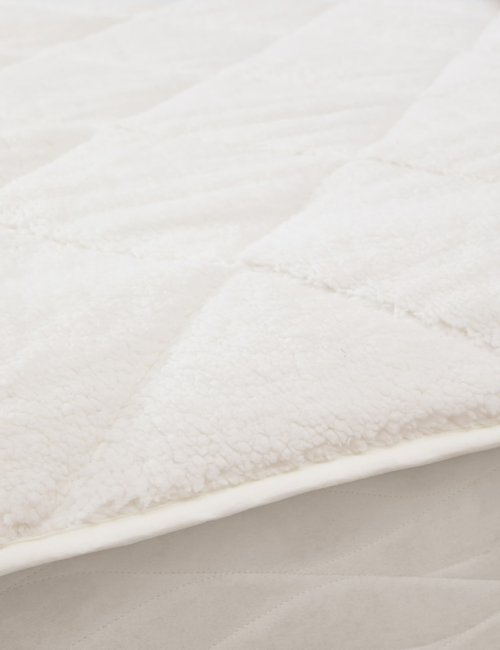 Teddy Fleece Mattress Topper 3 of 3