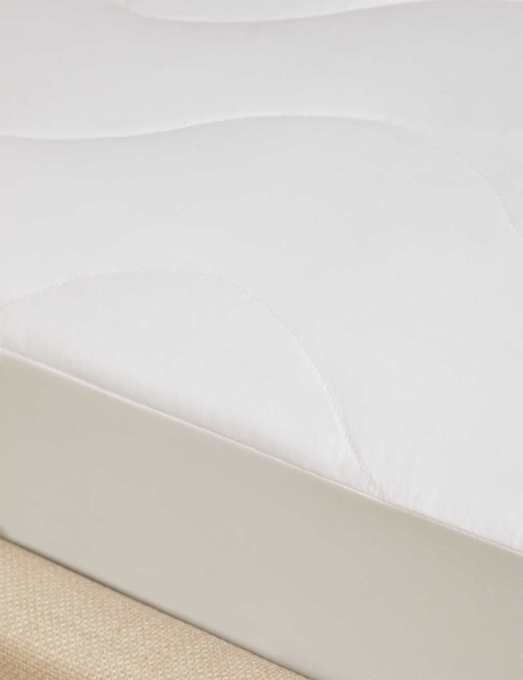 Anti Allergy Plus Deep Mattress Protector 2 of 3