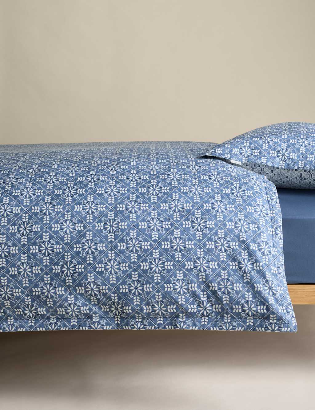 Pure Cotton Acapulco Merida Bedding Set 4 of 8