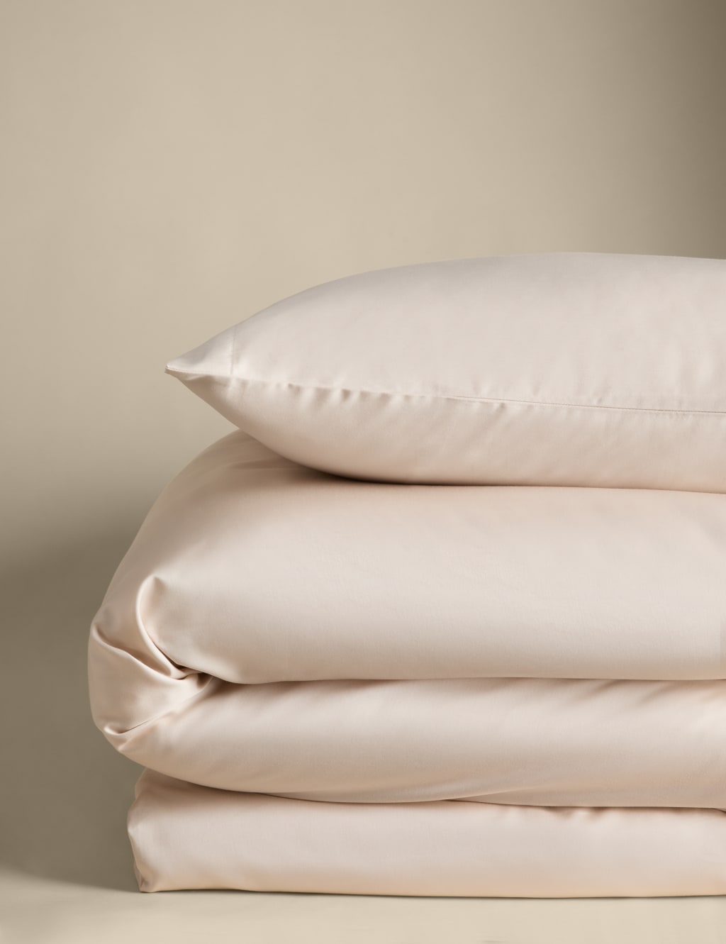 Pure Cotton Sateen 400 Thread Count Bedding Set 2 of 5