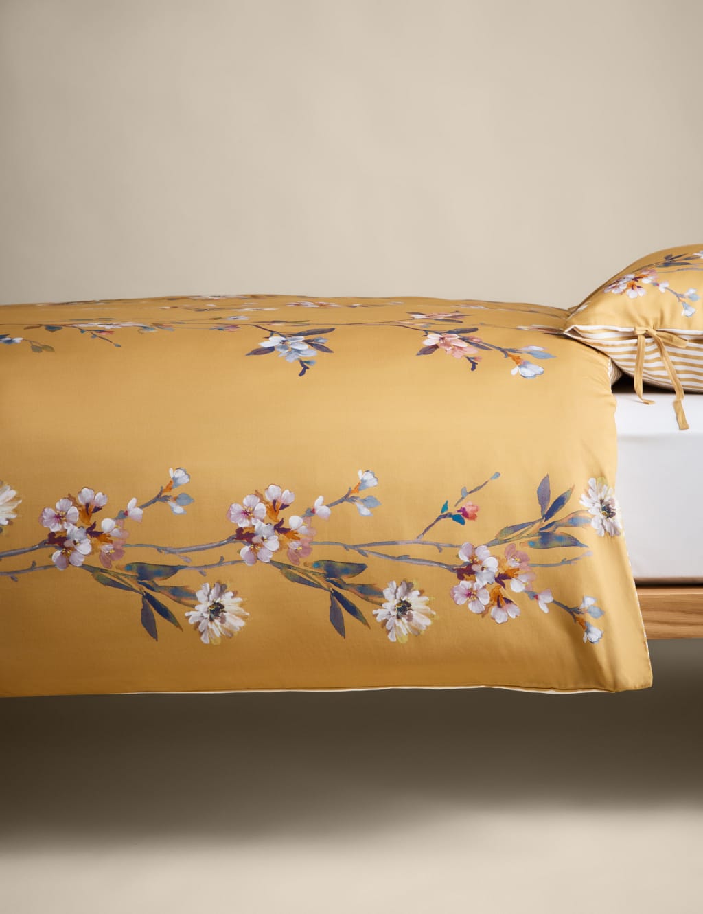 Pure Cotton Solene Painted Blooms Bedding Set 4 of 8