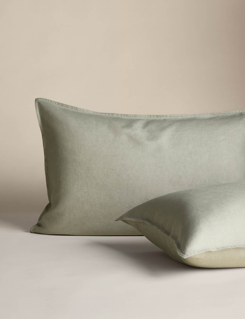 2pk Pure Linen Standard Pillowcases 2 of 3