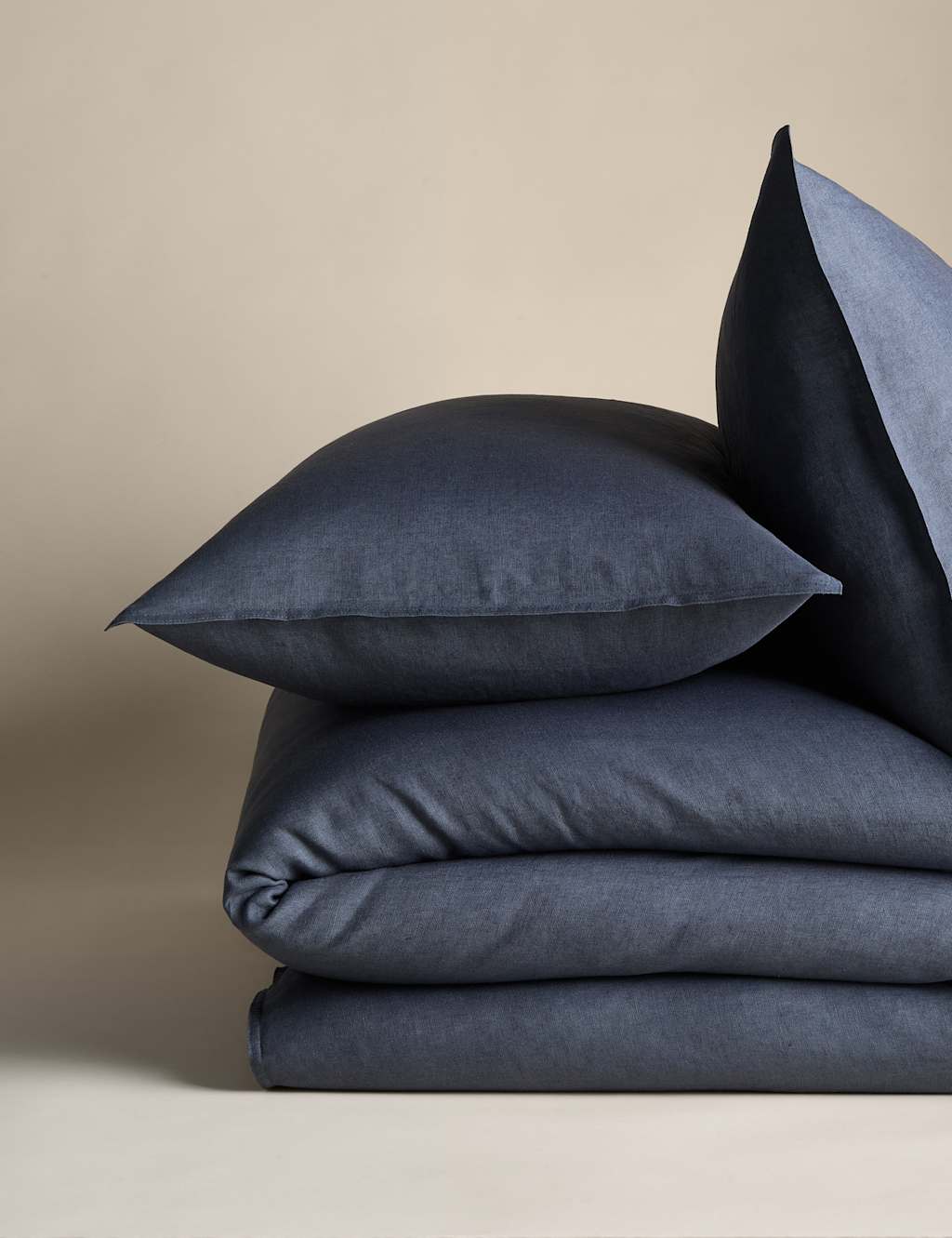Pure Linen Bedding Set 2 of 5