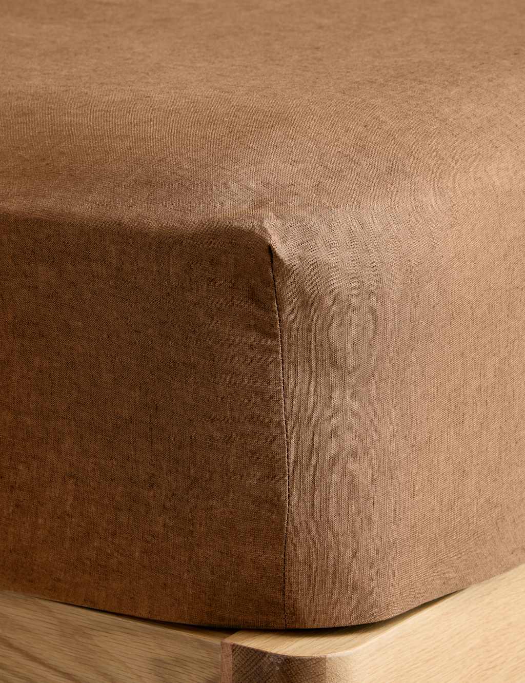 Pure Linen Deep Fitted Sheet 2 of 3