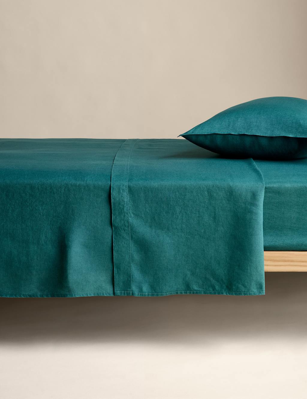 Pure Linen Flat Sheet 1 of 2