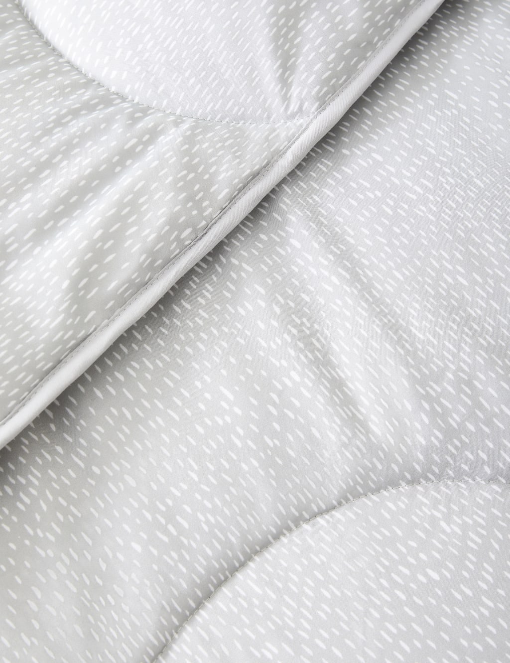 10.5 Tog Coverless Duvet & Pillowcase 5 of 5