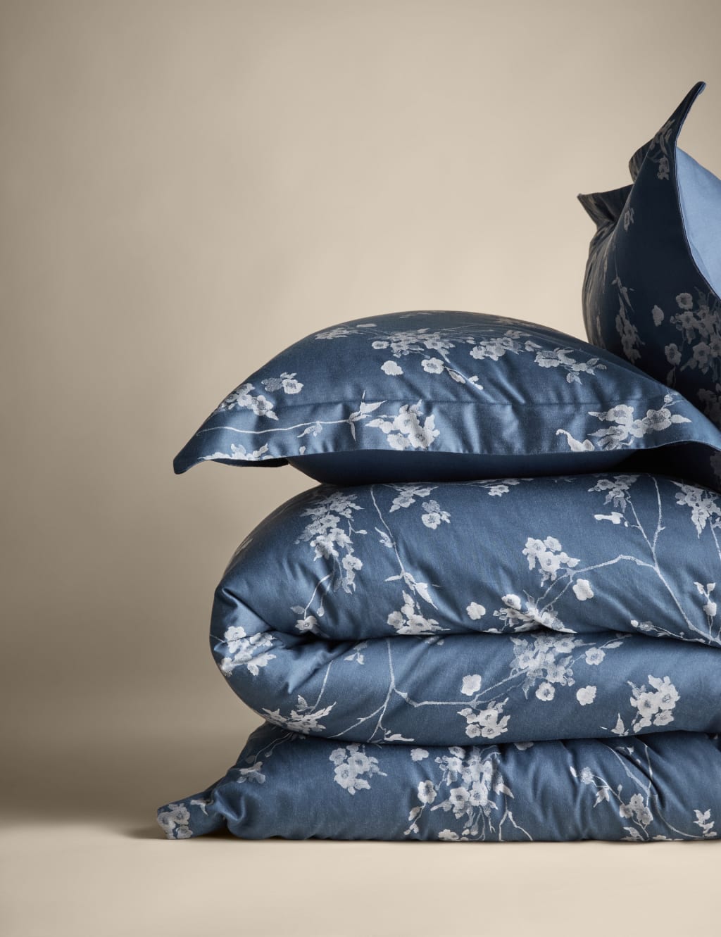 Pure Cotton Trailing Cherry Blossom Bedding Set 2 of 6