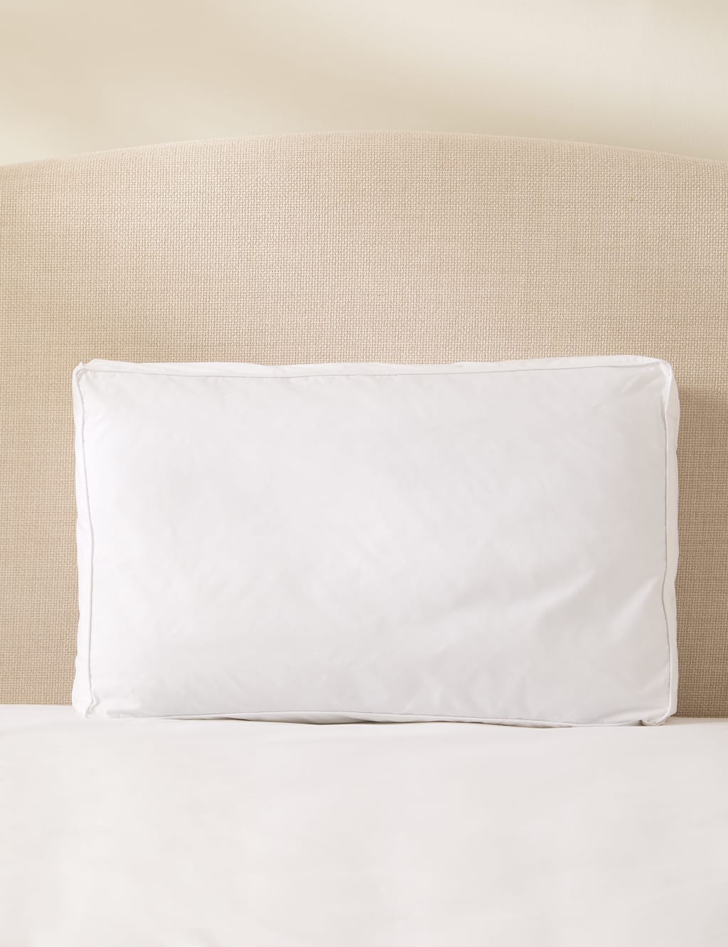 Side Sleeper Walled Pillow