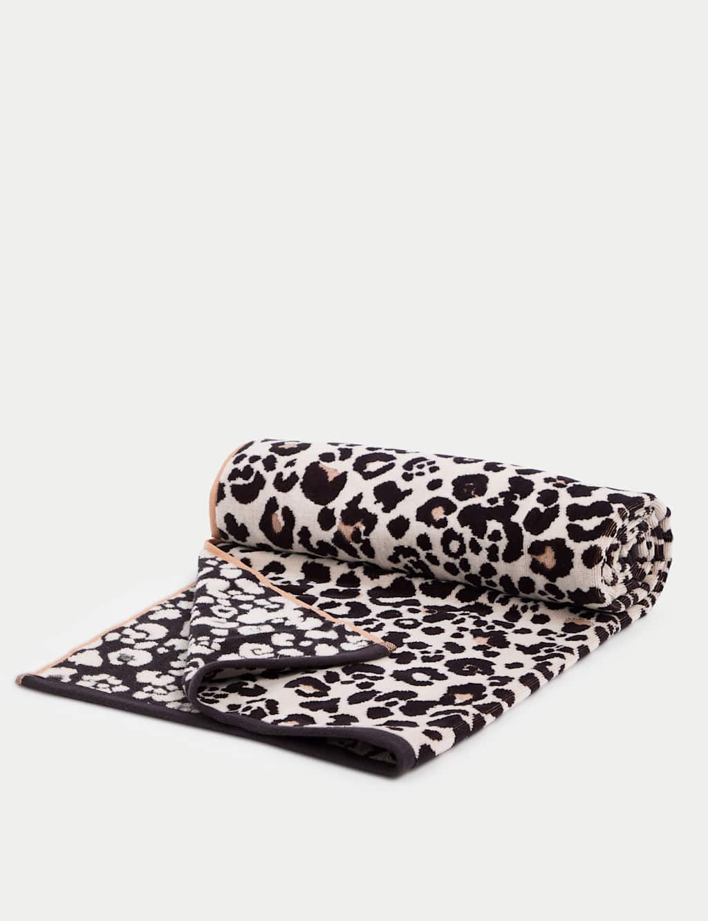 Pure Cotton Leopard Print Beach Towel 2 of 3
