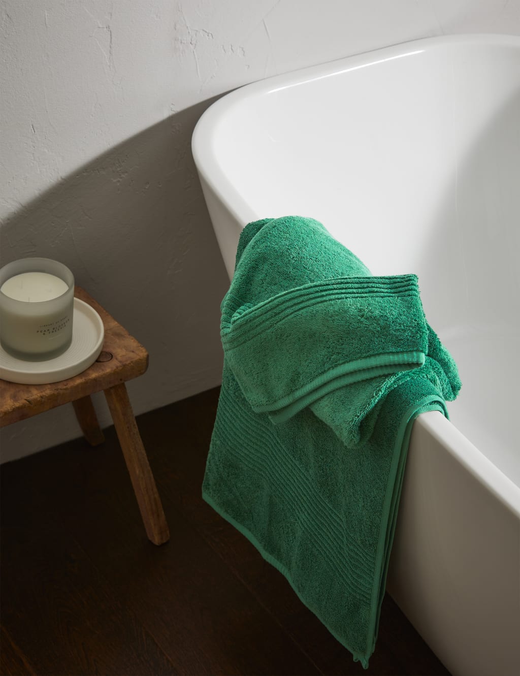 Luxury Egyptian Cotton Towel 1 of 8
