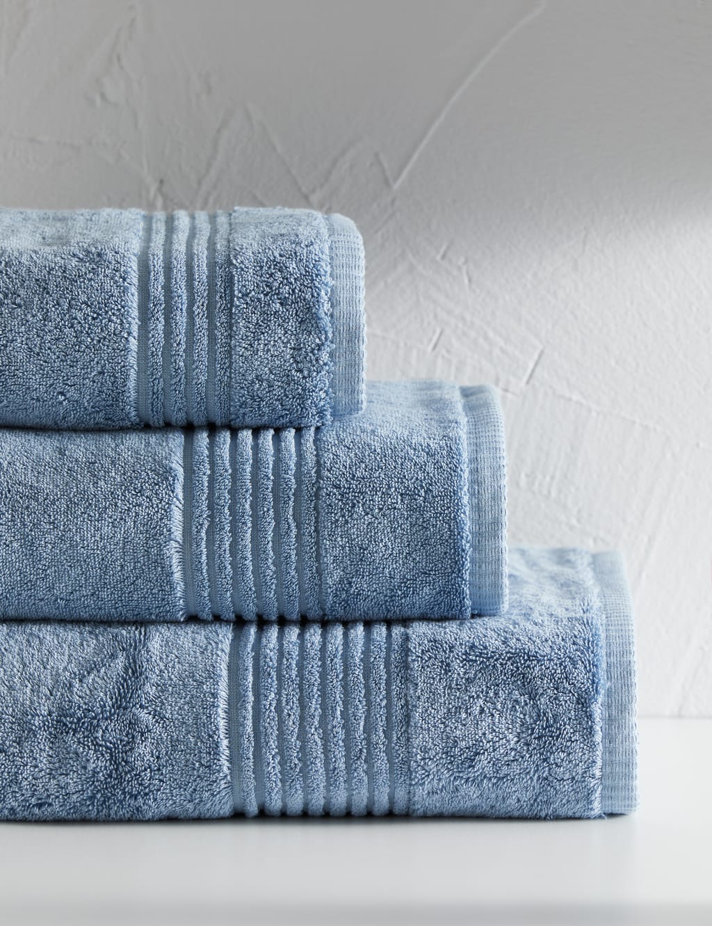 Luxury Egyptian Cotton Towel 3 of 7