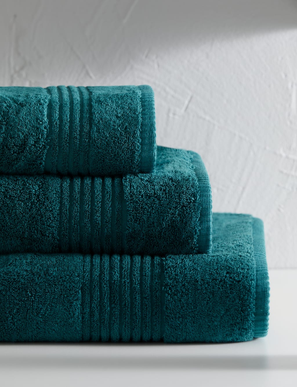 Luxury Egyptian Cotton Towel 3 of 8