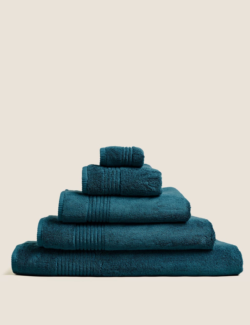 Luxury Egyptian Cotton Towel 2 of 8