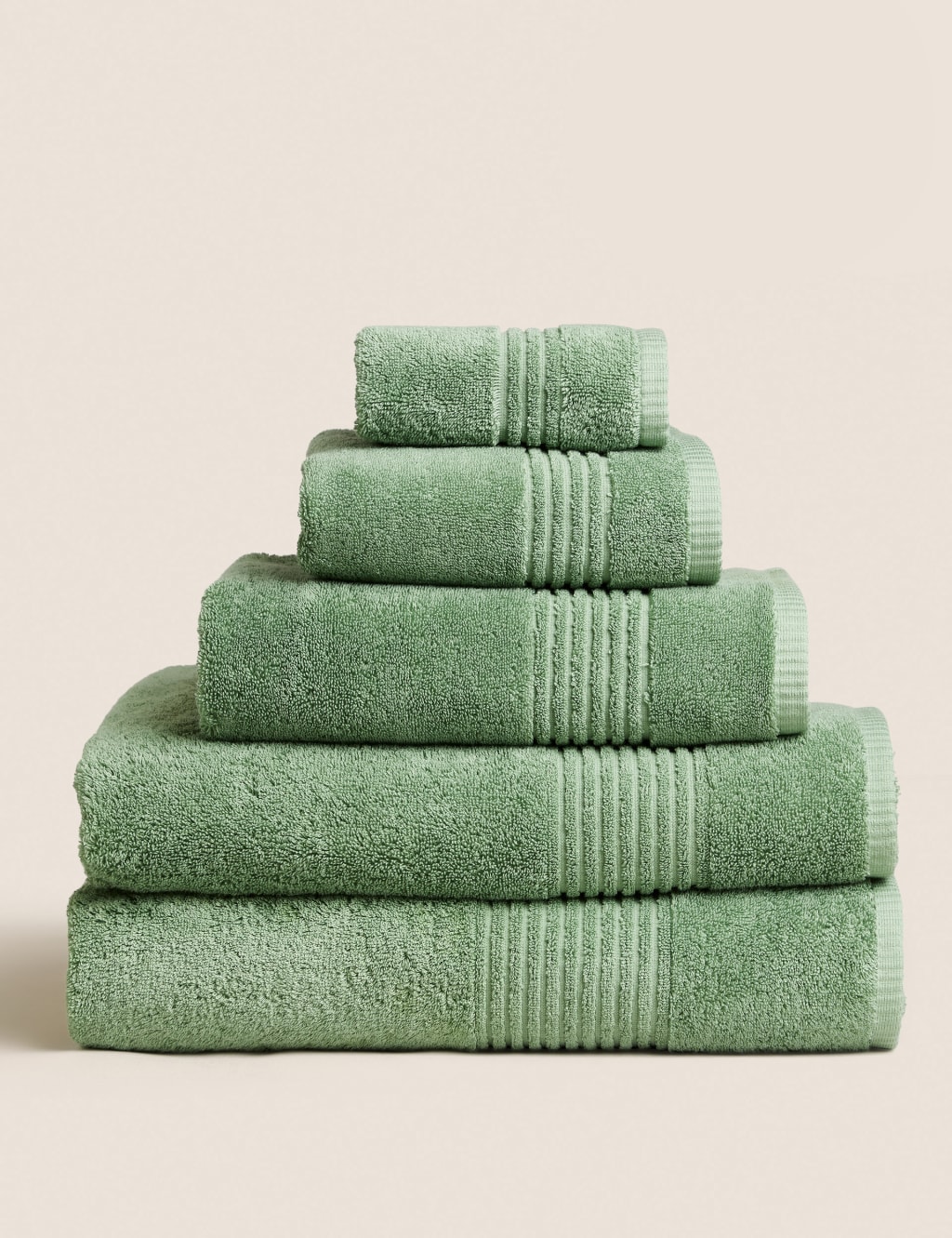 Luxury Egyptian Cotton Towel 2 of 7