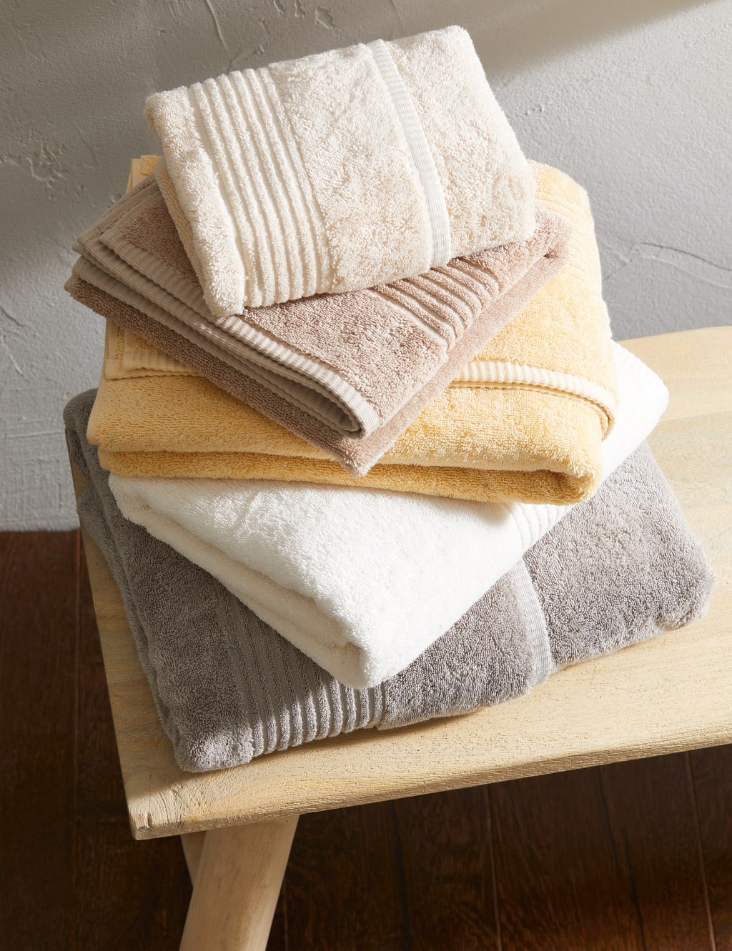 Luxury Egyptian Cotton Towel 6 of 9