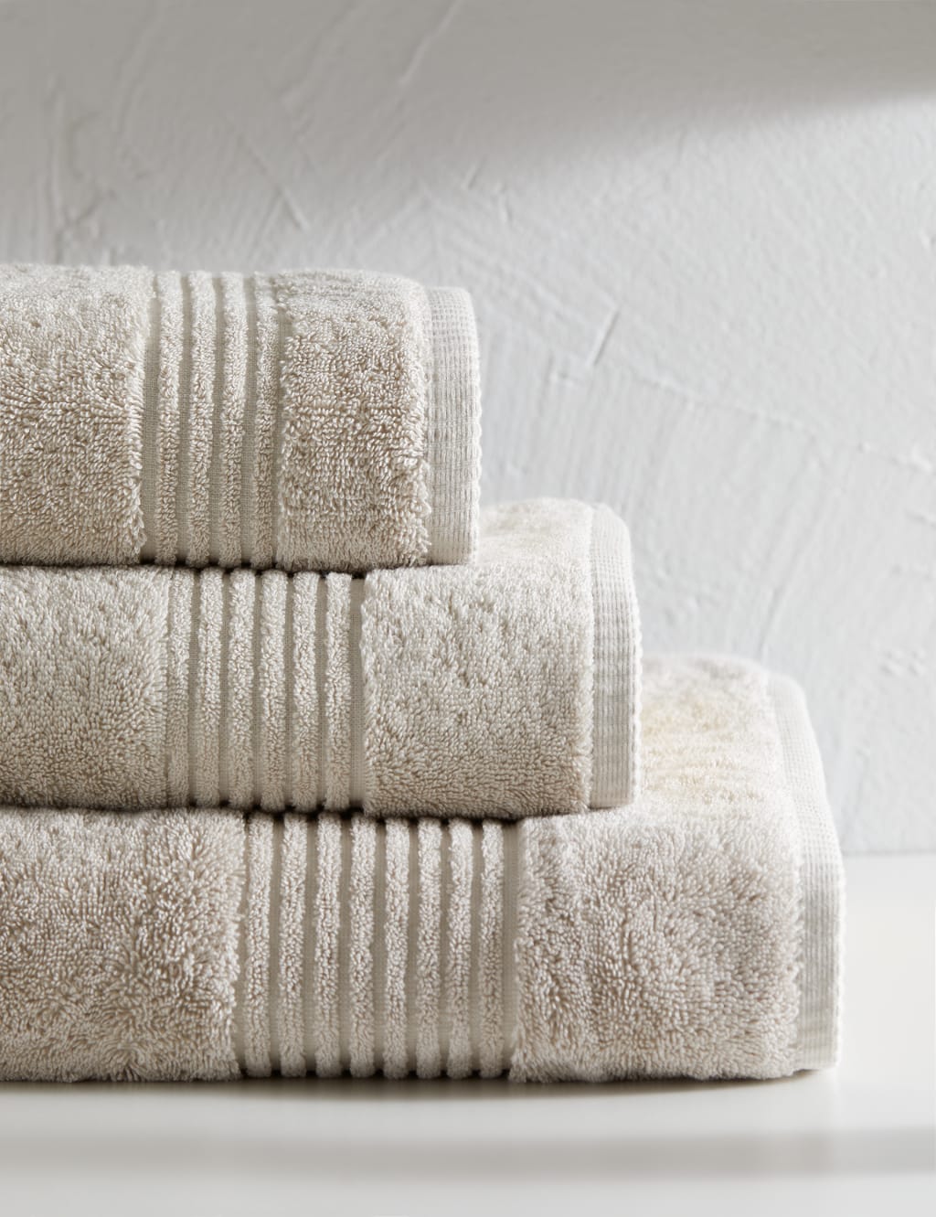 Luxury Egyptian Cotton Towel 3 of 7
